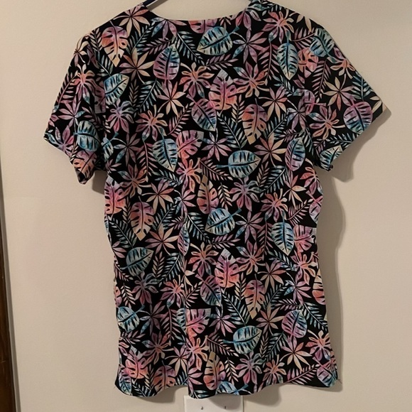 Sanibel Scrubs Tropical Pattern Scrub Top - Picture 2 of 3
